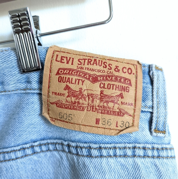 LEVI'S Vintage 505 Men's Light Wash 36x30 Regular Fit Jeans - Picture 4 of 8